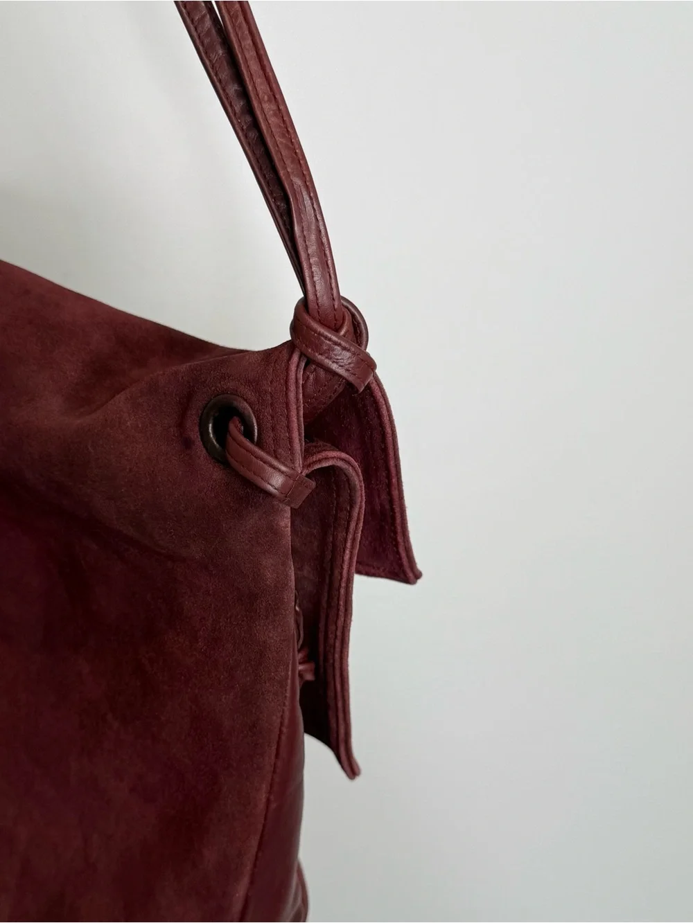Vintage Bottega Veneta maroon suede and leather shoulder bag